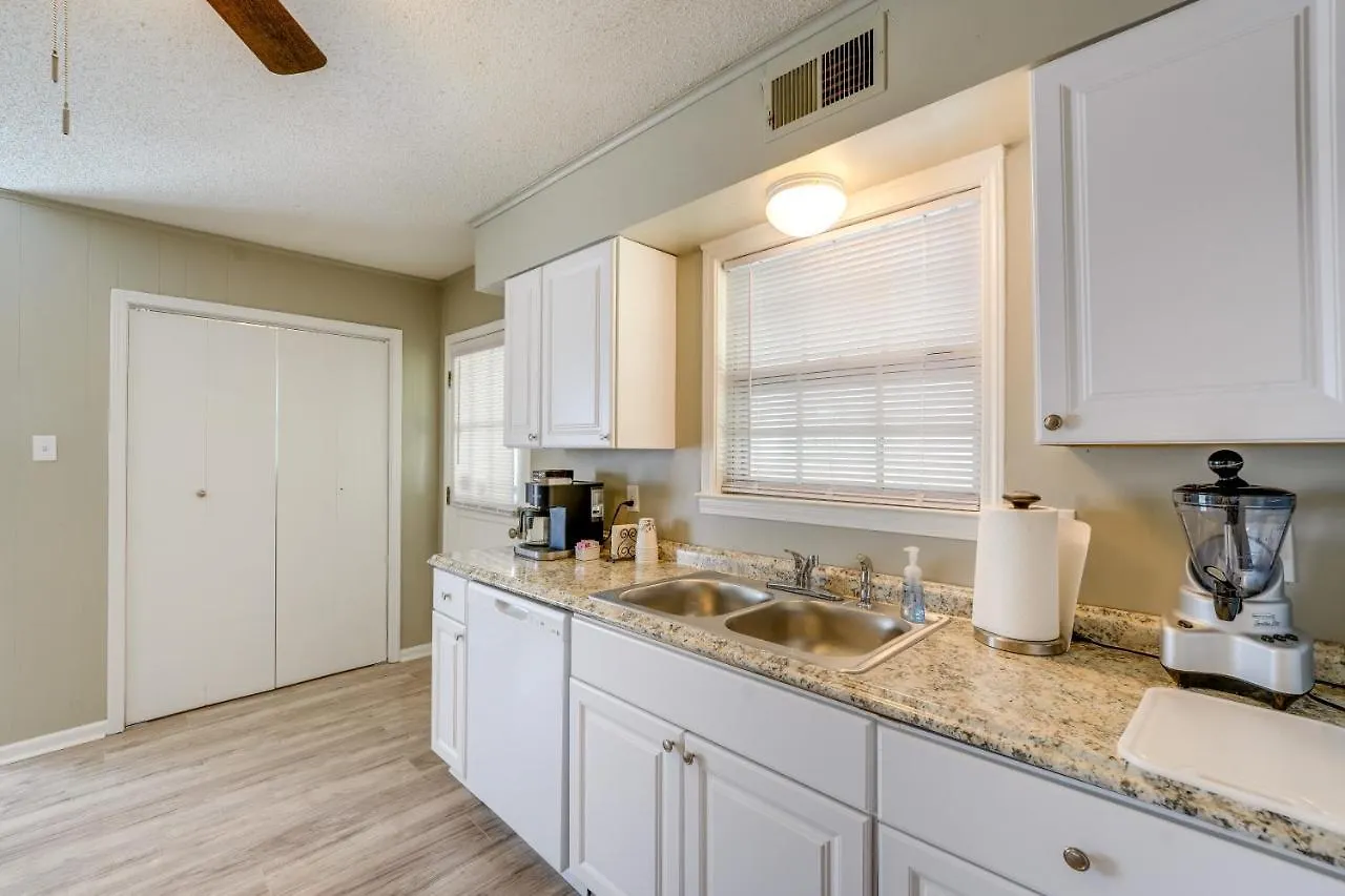 Memphis Vacation Rental - Walk To Graceland! Tatil Evi